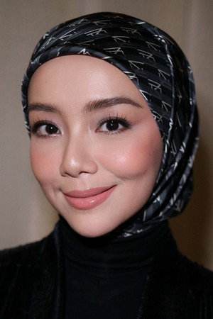 Cover image for Mira Filzah