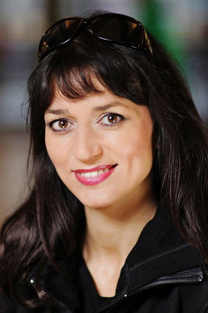 Cover image for Adéla Gondíková