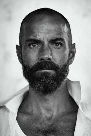 Cover image for Oliver Riedel
