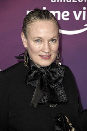 Cover image for Sarah Edwards