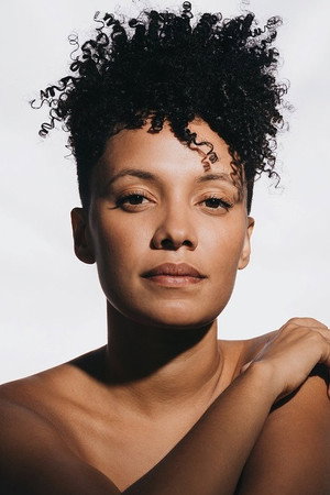 Cover image for Thais Lago