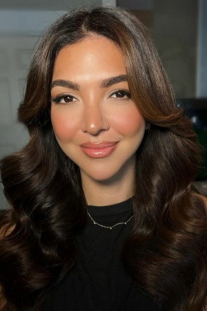 Cover image for Eilyn Jimenez