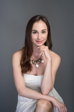 Cover image for Csenge Dunai