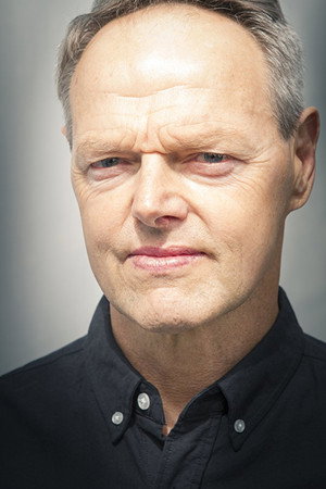 Cover image for Bruce Hopkins