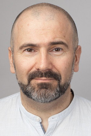 Cover image for Vadim Medvedev