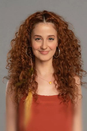 Cover image for Nazlı Çetin