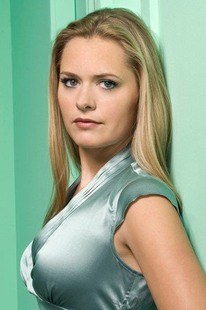 Cover image for Maggie Lawson