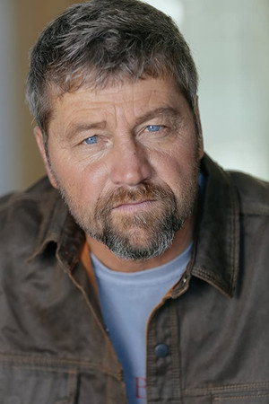 Cover image for Chris Mullinax