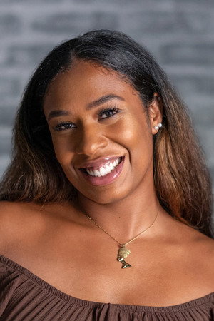 Cover image for Jennifer