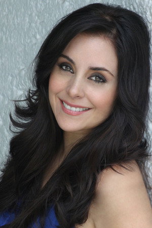 Cover image for Karyme Lozano