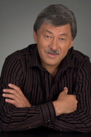 Cover image for Doskhan Zholzhaksynov