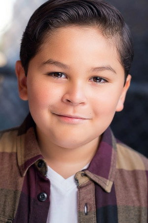 Cover image for Julian Lerma