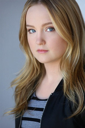 Cover image for Emma Howard