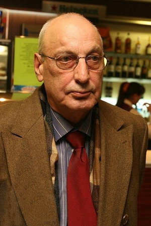 Cover image for Armen Medvedev