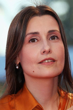 Cover image for Claudia Koll