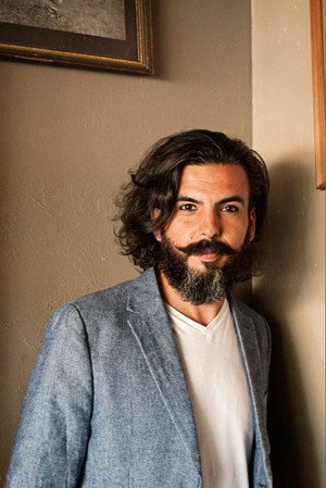 Cover image for Nix Herrera