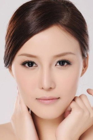 Cover image for Hazel Tong
