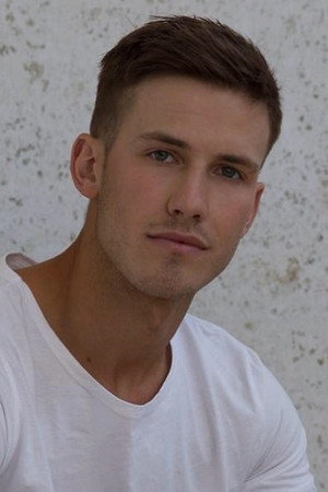 Cover image for Ben Toyer