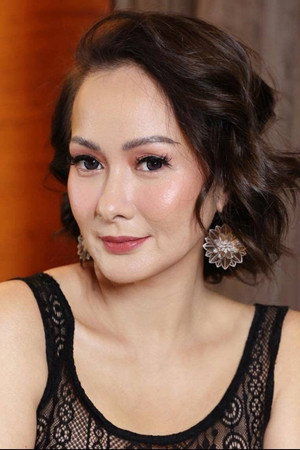 Cover image for Yda Manzano