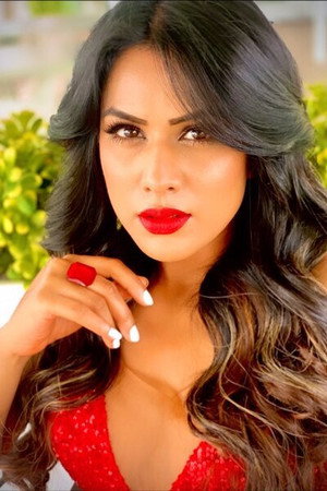 Cover image for Nia Sharma