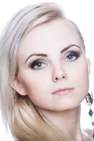 Cover image for Maya Arwen