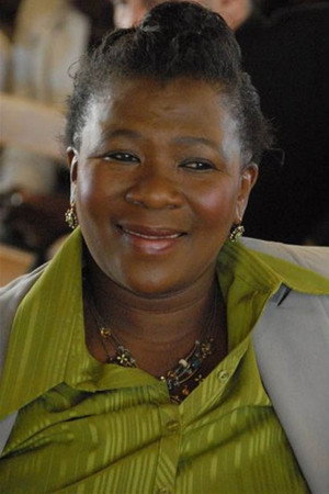Cover image for Sylvia Mngxekeza