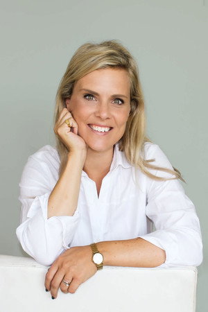 Cover image for Eveline Stallaart