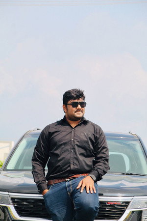 Cover image for Prudhvi Moses