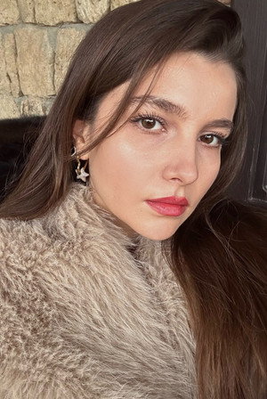 Cover image for İlayda Sezgin