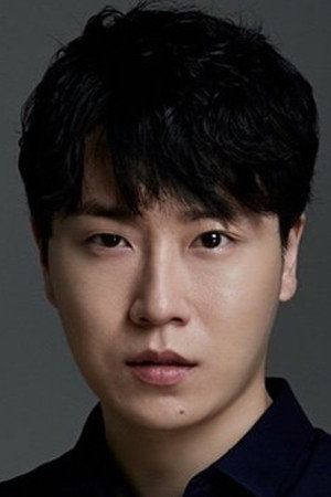 Cover image for Lee Moon-bin