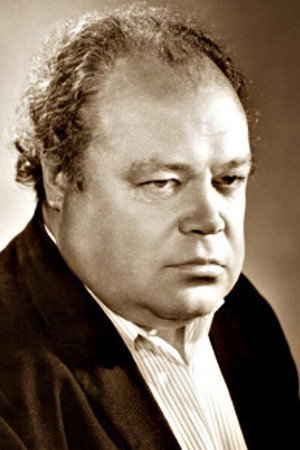 Cover image for Евгений Перов