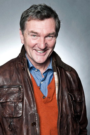 Cover image for Tom Mannion