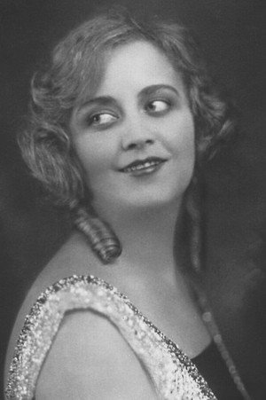 Cover image for Alexandra Sorina