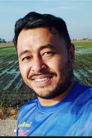 Cover image for Zaini Hassan