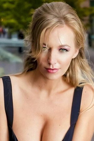 Cover image for Hayley-Marie Coppin