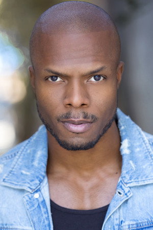 Cover image for Deji LaRay