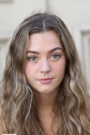 Cover image for Chloe Lang