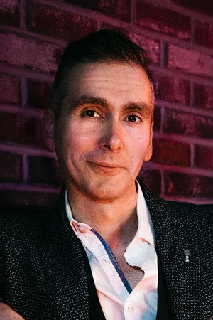 Cover image for Neil Chase