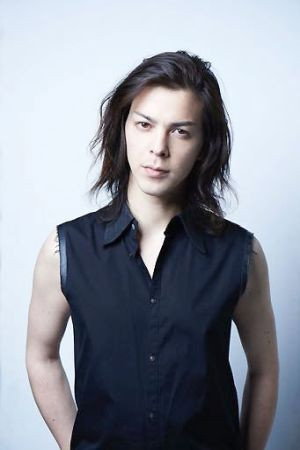 Cover image for Airu Shiozaki