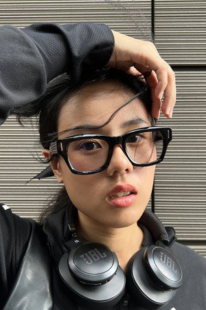 Cover image for Sheila Kusnadi