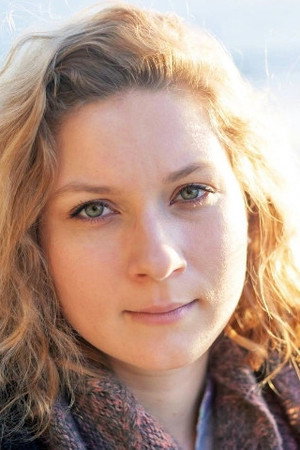 Cover image for Manon Medina