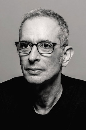 Cover image for Leslie Shatz