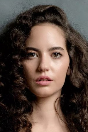 Cover image for Ezgi Şenler