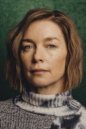 Cover image for Julianne Nicholson
