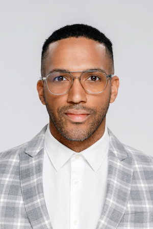 Cover image for Cesár Sampson