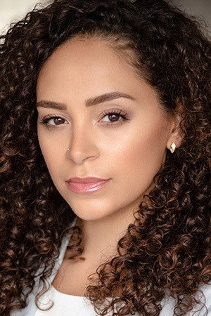 Cover image for Tanairi Sade Vazquez