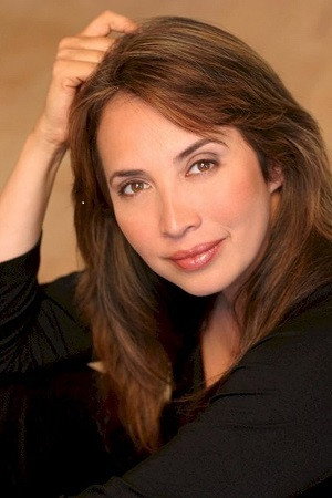 Cover image for Angela Lanza