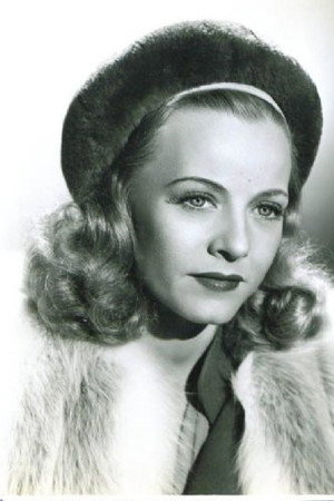 Cover image for Helene Reynolds