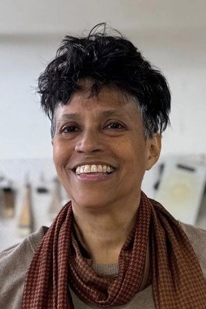 Cover image for Gail Lloyd