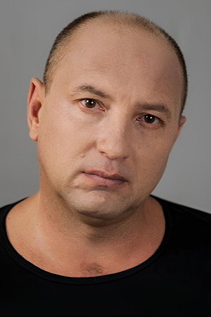 Cover image for Mykhailo Zhonin